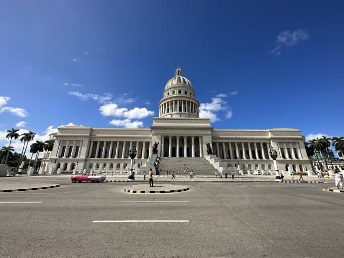 El-Capitolio-Havana-Cuba